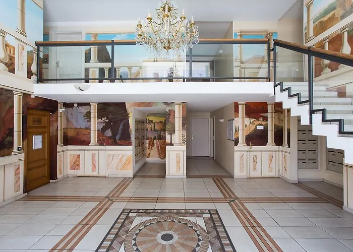 Palazzio Vieux Port By Welcome To Cannes
